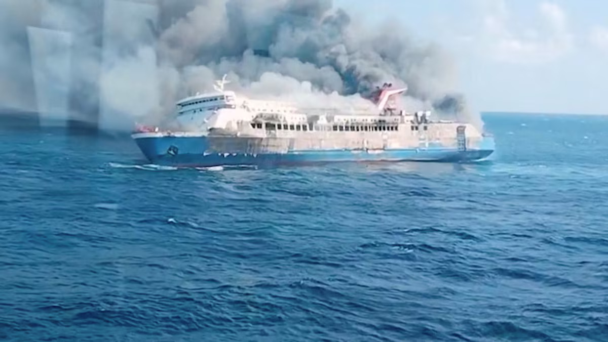 Kapal Feri Rute Surabaya–Makassar Terbakar, Tim SAR Terus Cari 41 Korban Hilang